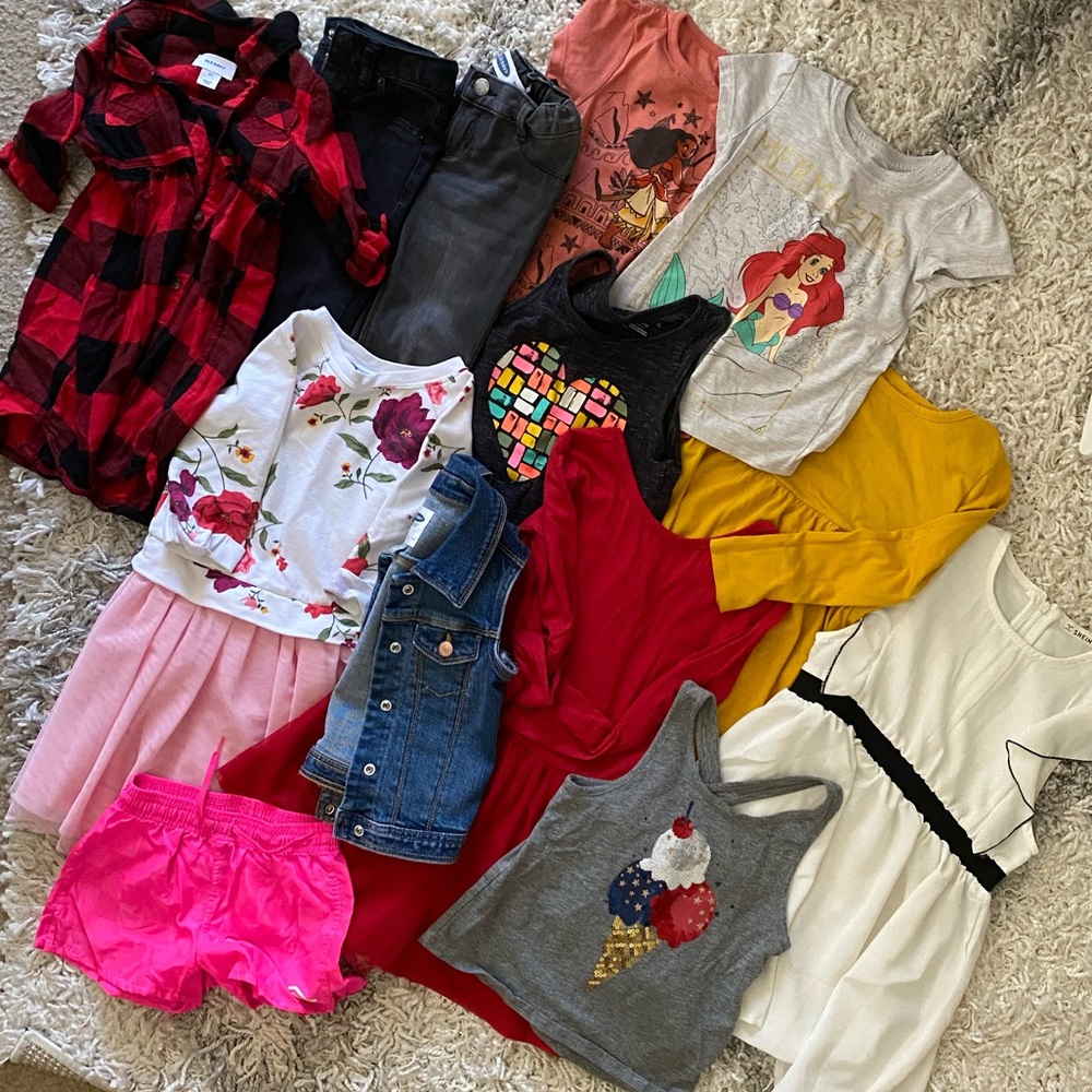 Bundle of 4/5T (XS) girls clothes
